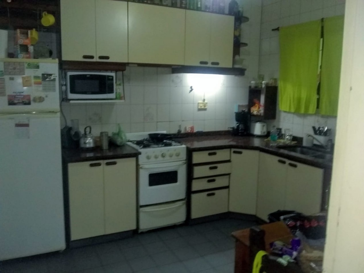 CASA SOBRE AMPLIO LOTE